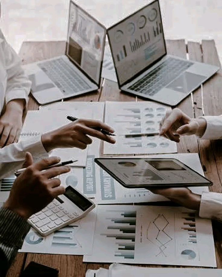 Abstrakte Linienkunst, die synaptische Pfade darstellt